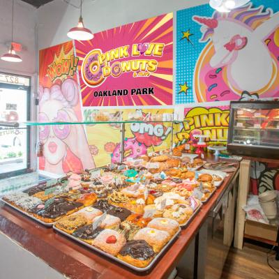 Local Pink Love Donuts And More Oakland Park3